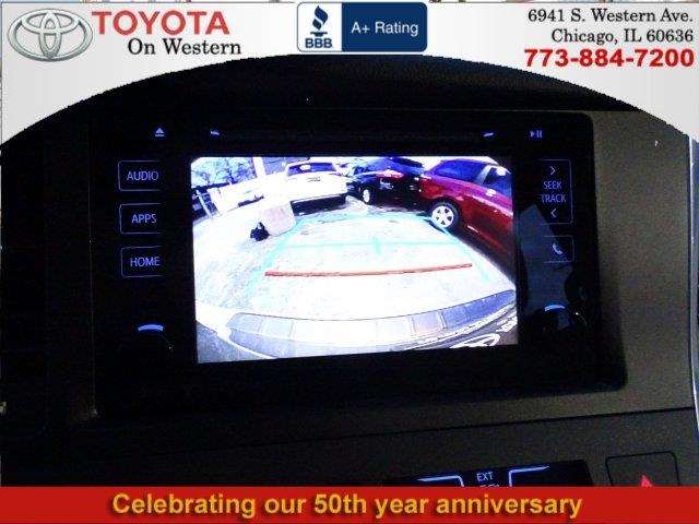 Toyota Sienna 2017 photo 16